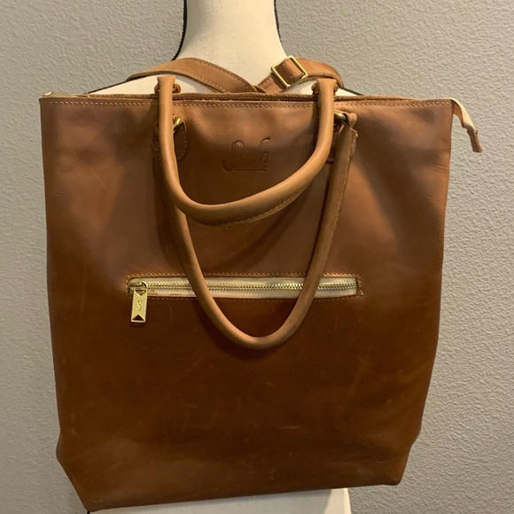 Sseko Convertible Tote in Oiled Caramel - Picture 3 of 10
